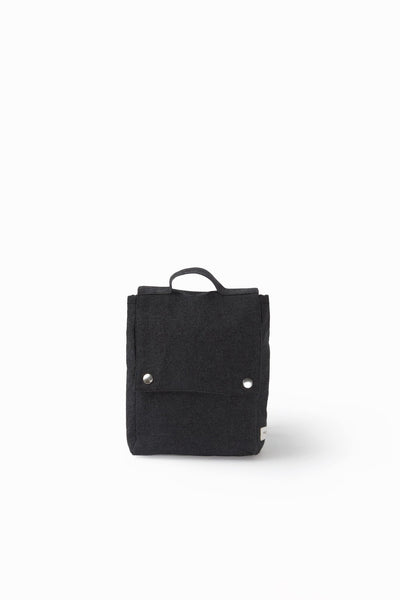 Minimes le sac à dos des tout-petits brodé - Coton recyclé noir - Rive Droite Paris